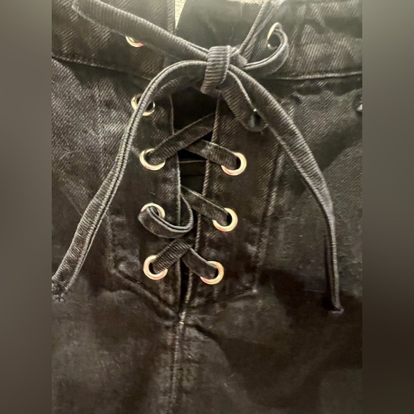 NWT new 29 fits 28 Anthropologie pilcro lace up denim jean shorts black - Picture 15 of 16